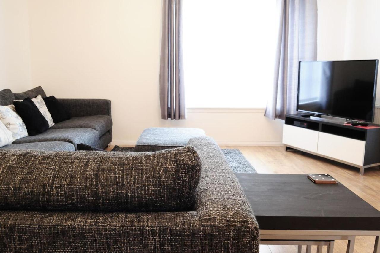 Peaceful And Quiet Apartment In A Bustling City 에든버러 외부 사진